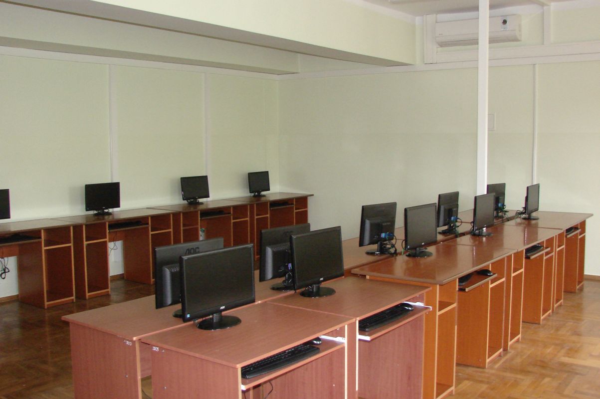 Adaptacja-sali-komputerowej-szkola-w-Olszynach