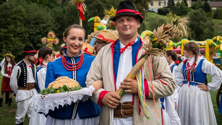 Zapraszamy na Dożynki Gminne w Rzepienniku Strzyżewskim – 15.08.2026 r. Zapraszamy na Dożynki Gminne w Rzepienniku Strzyżewskim – 15.08.2026 r.